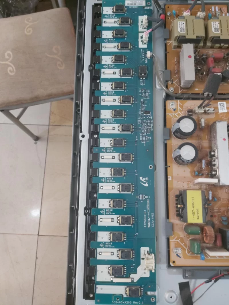 Sony Kdl-40d3500, Ssb400wa205, At26060 (6) Inverter Board