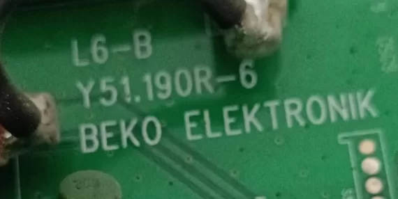 Y51.190r-6, Zz8 2zz , Toshıba 30wl46g Maın Board, Anakart