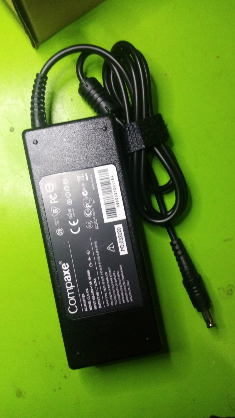 Compaxe CLS-474 19V-4.74A SAMSUNG Adaptör